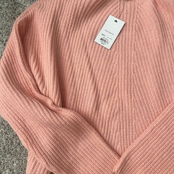 NWT Apt. 9 Women's Soft Pink Crewneck Sweater - Picture 3 of 4